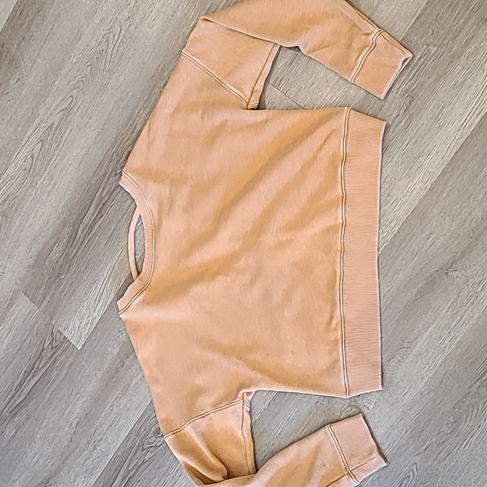 AERO Womens Medium Open Back Cropped Sweatshirt.